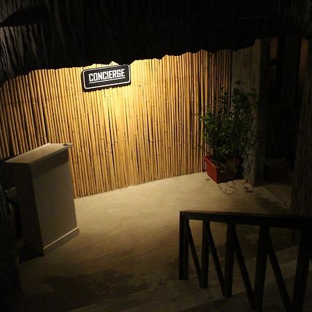 The Cavern Pod Hotel & Specialty Cafe El Nido Eksteriør billede