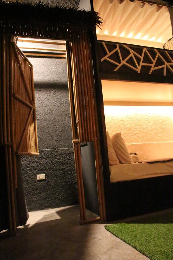 The Cavern Pod Hotel & Specialty Cafe El Nido Eksteriør billede