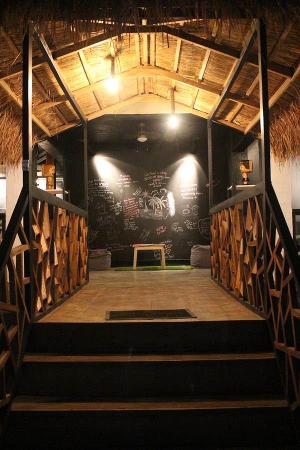 The Cavern Pod Hotel & Specialty Cafe El Nido Eksteriør billede